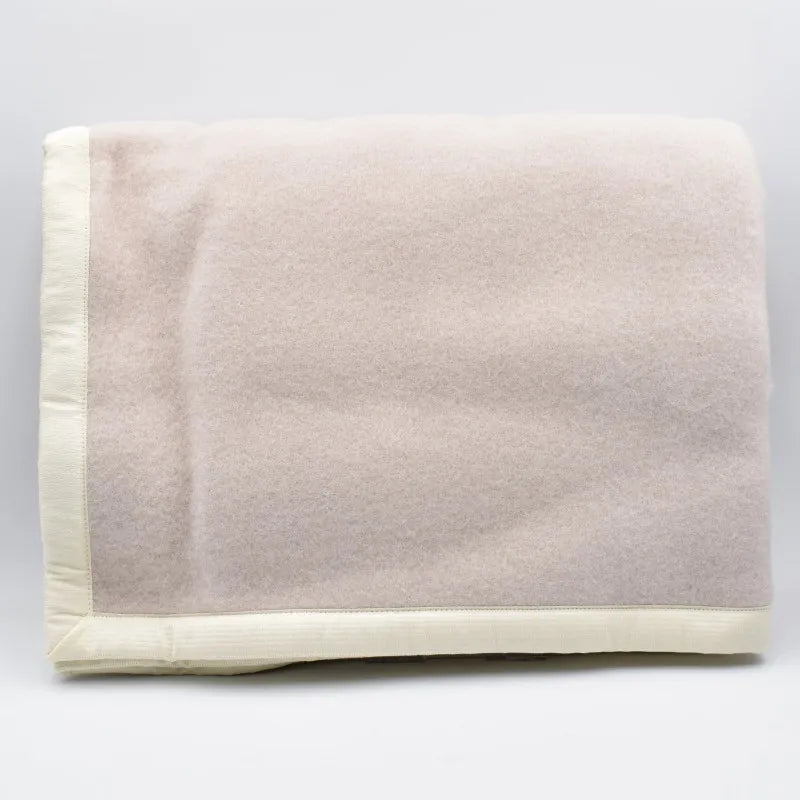 Coperta Diana in Lana Vergine Somma – Calore Naturale Made in Italy