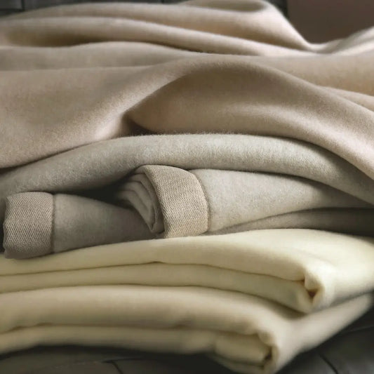 Naga – Coperta in 100% Cashmere | Lusso Assoluto, Morbidezza Infinita