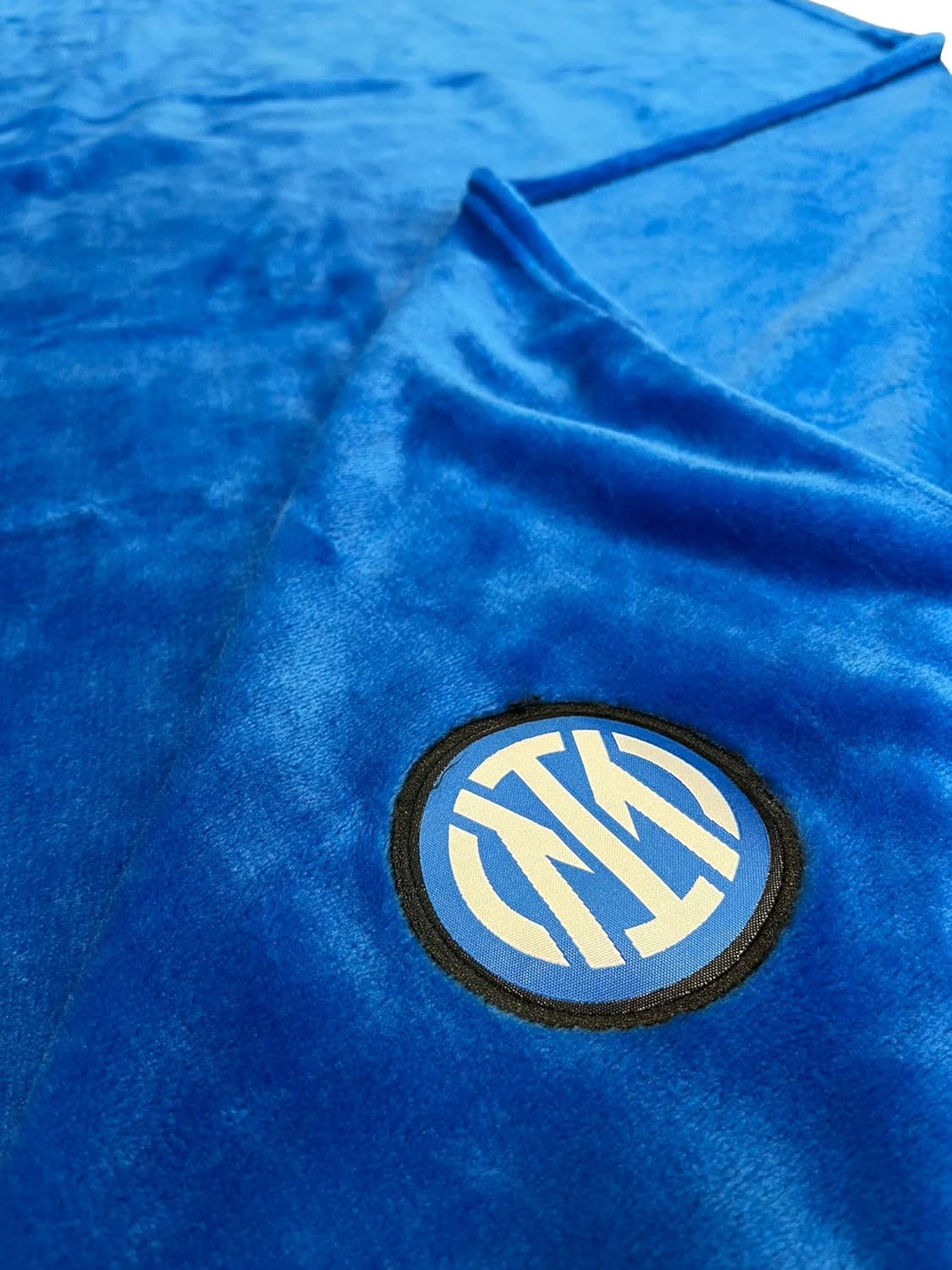Plaid Inter Ufficiale – Coral Morbido Tinta Unita con Logo, Nero Azzurro