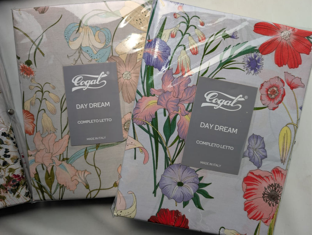 Completo Lenzuola Cogal "DayDream" - 100% Cotone Madapolam - Federe con Volant - Effetto Copriletto