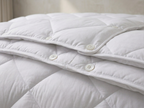 Piumino Quattro Stagioni Dolomiti in Microfibra - Interno Letto Anallergico Effetto Piuma con Bottoni