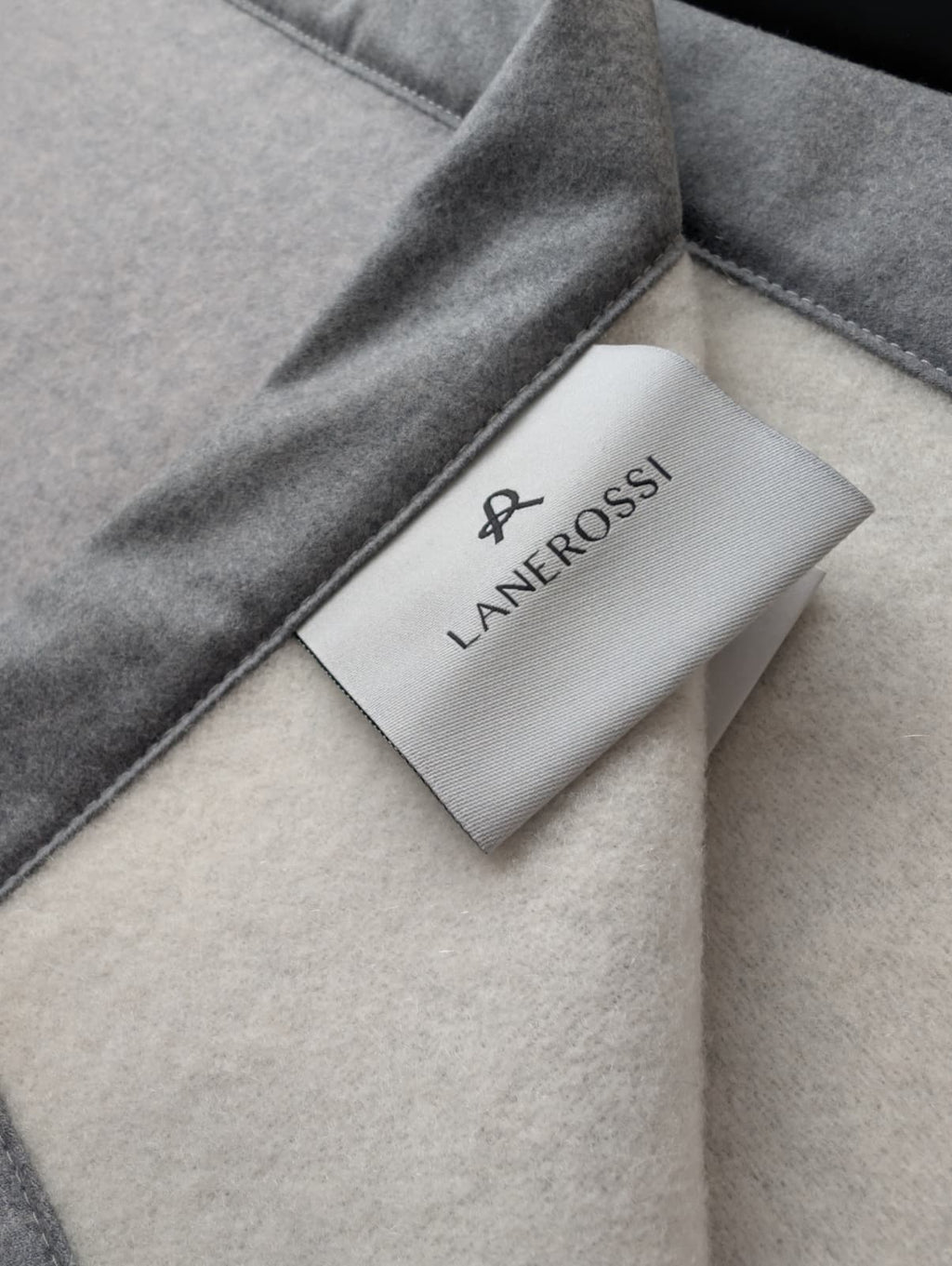 Coperta LANEROSSI "Fiordiloto" in Lana Merinos e Cashmere 250x220