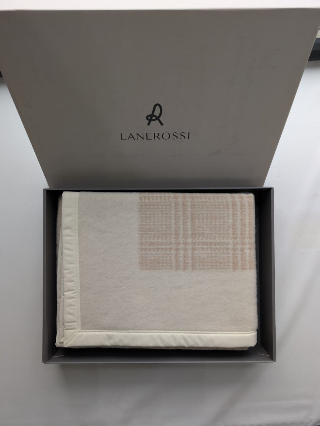 Coperta LANEROSSI "Galles" in 100% Pura Lana – 160x210