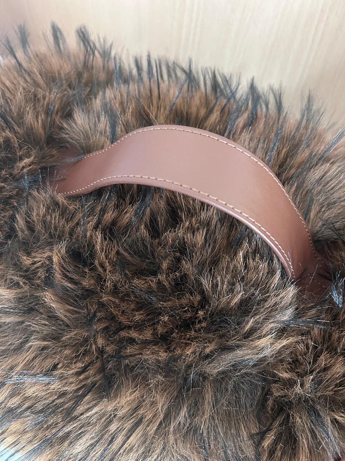 Coperta Fur Deluxe in Morbida Pelliccia Ecologica – Eleganza e Comfort by Daunex