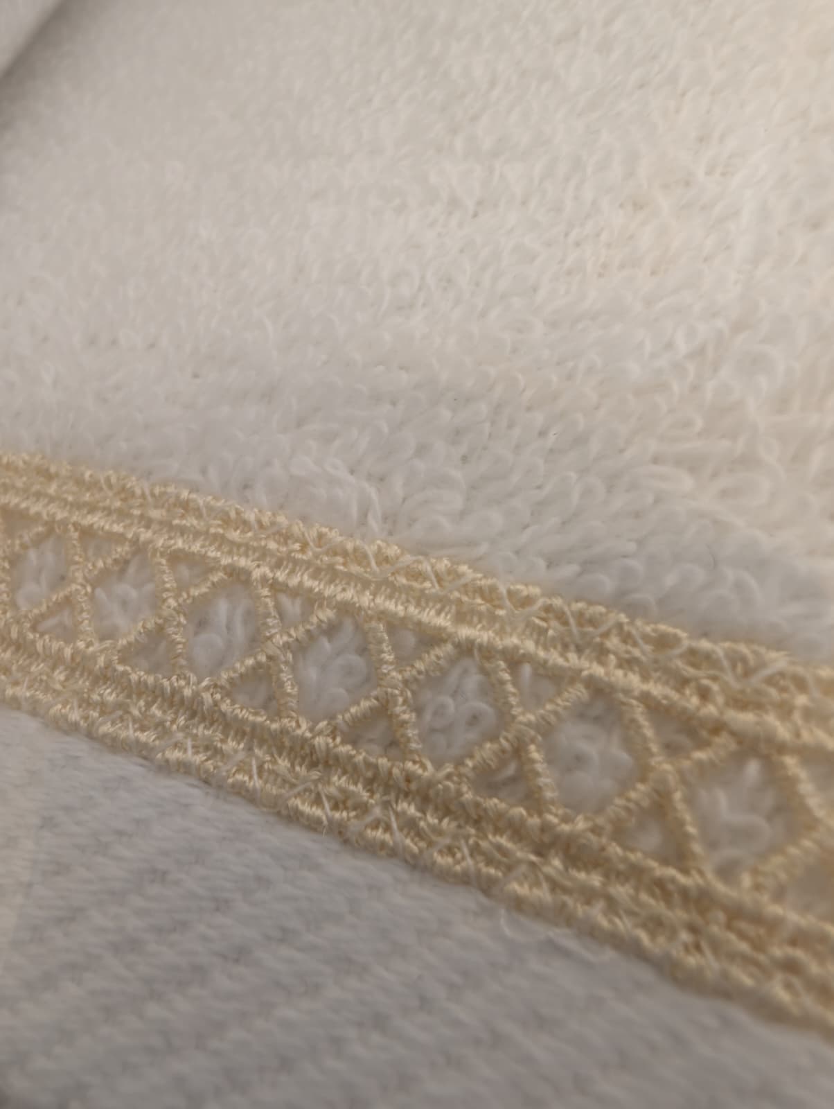 Coppia Asciugamani 1+1 Dreams "Macramè Gigliuccio" - Puro Cotone Made in Italy