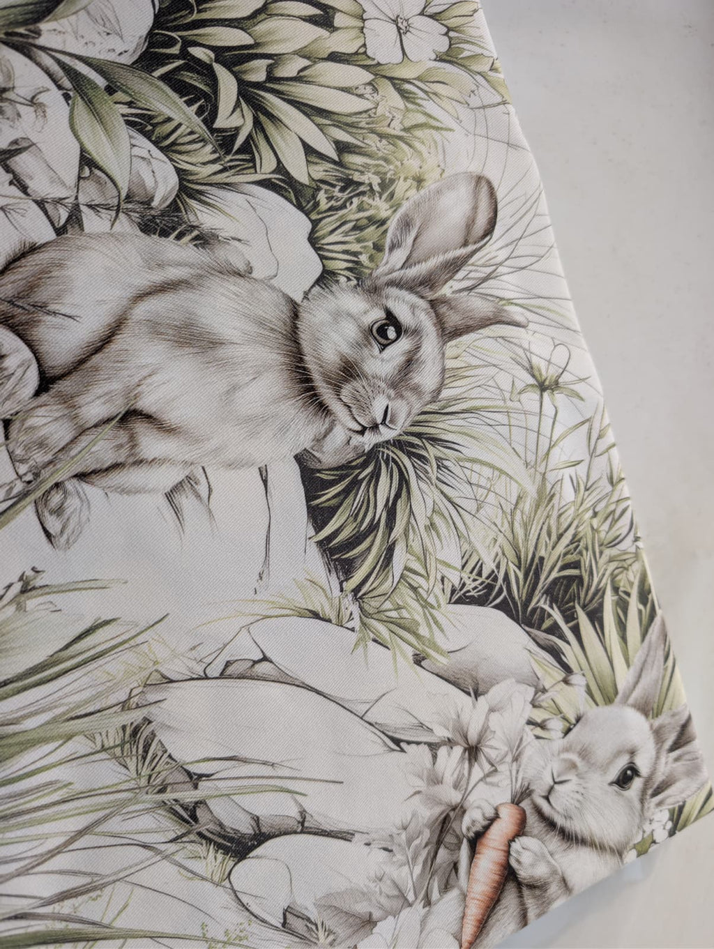 Tovaglia Pasquale "Tiffany 04" Vingi - Scelta da Benedetta Parodi - 140x180 cm