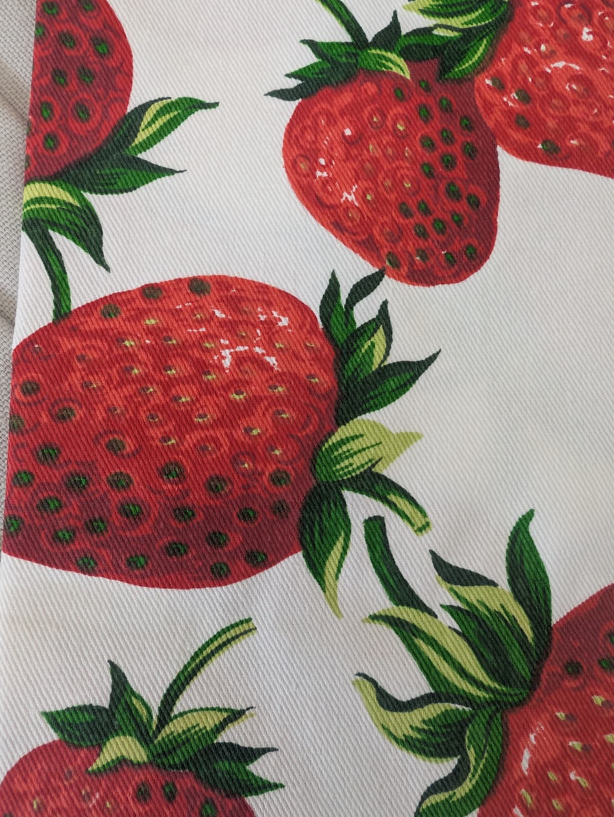 Tovaglia Rettangolare Vingi Armonia Dis. Fragole - Con Tovaglioli