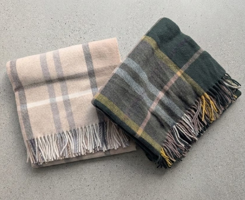 Plaid "Kilt" in 100% Lana Vergine Lambswool Merino con Frange - 130x190 cm - SOMMA